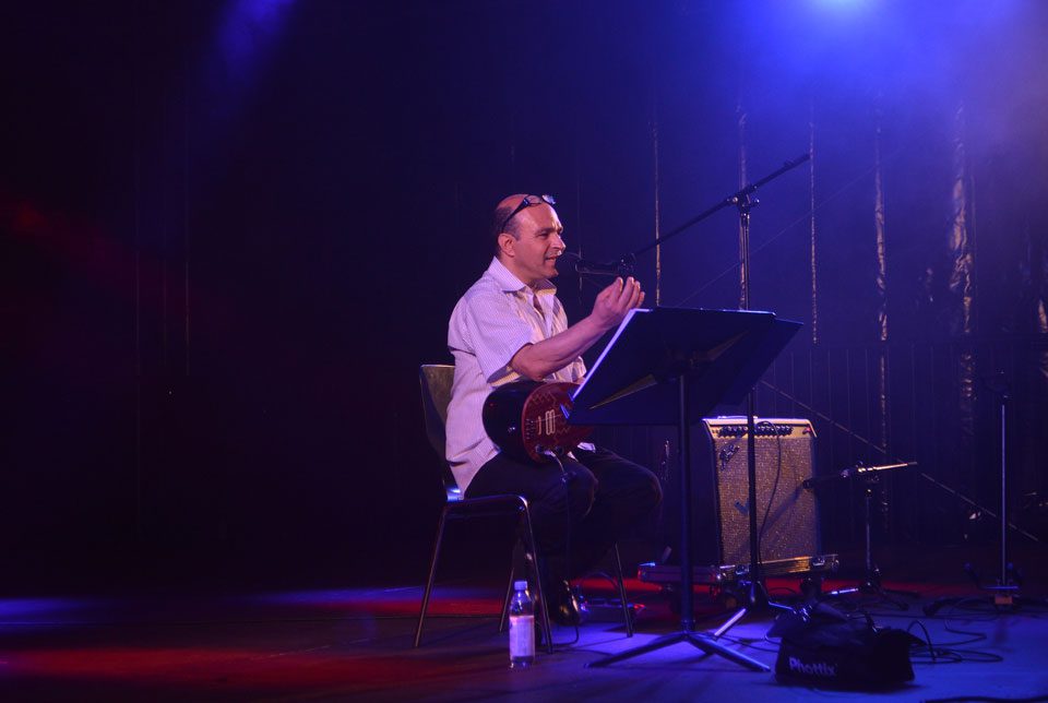 Ozan Ata Canani & Die Demokratie. Konzert in der Schwankhalle